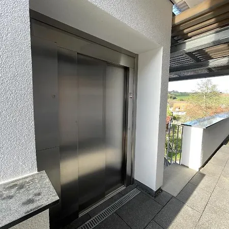Sonnige Penthouse Apartment *